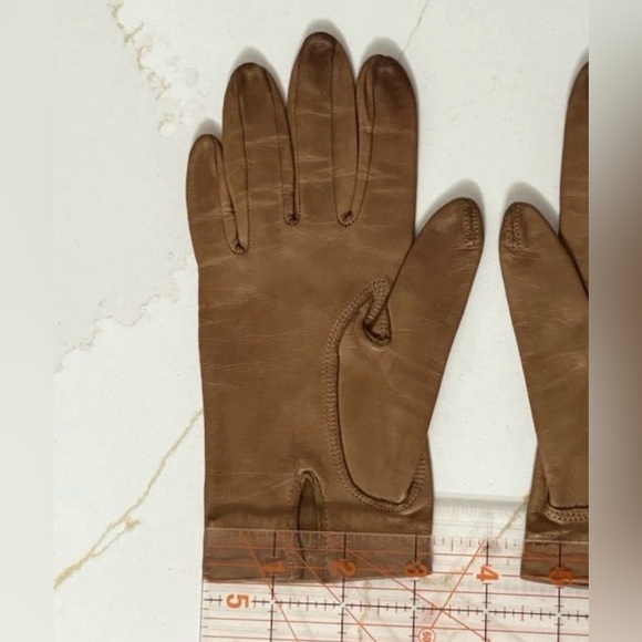 Vintage Women’s Medium Brown Soft Leather Lined Short Gloves by Grandoe Sz 7 - Picture 4 of 7